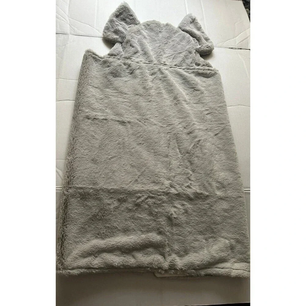 Pottery Barn Kids Hooded Towel - Elephant